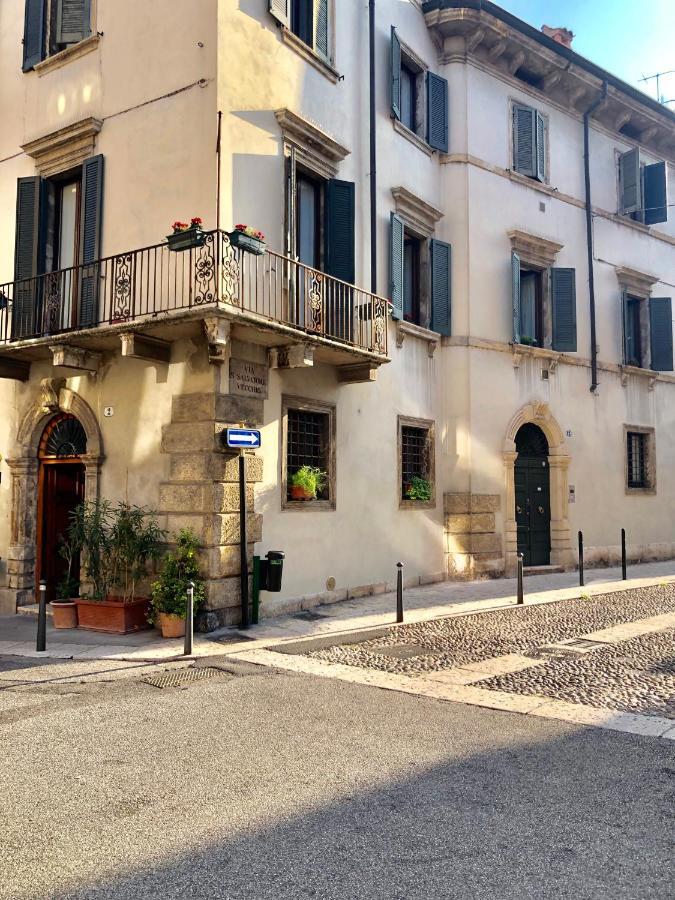 Apartamento Palazzo Tiolo Verona Exterior foto